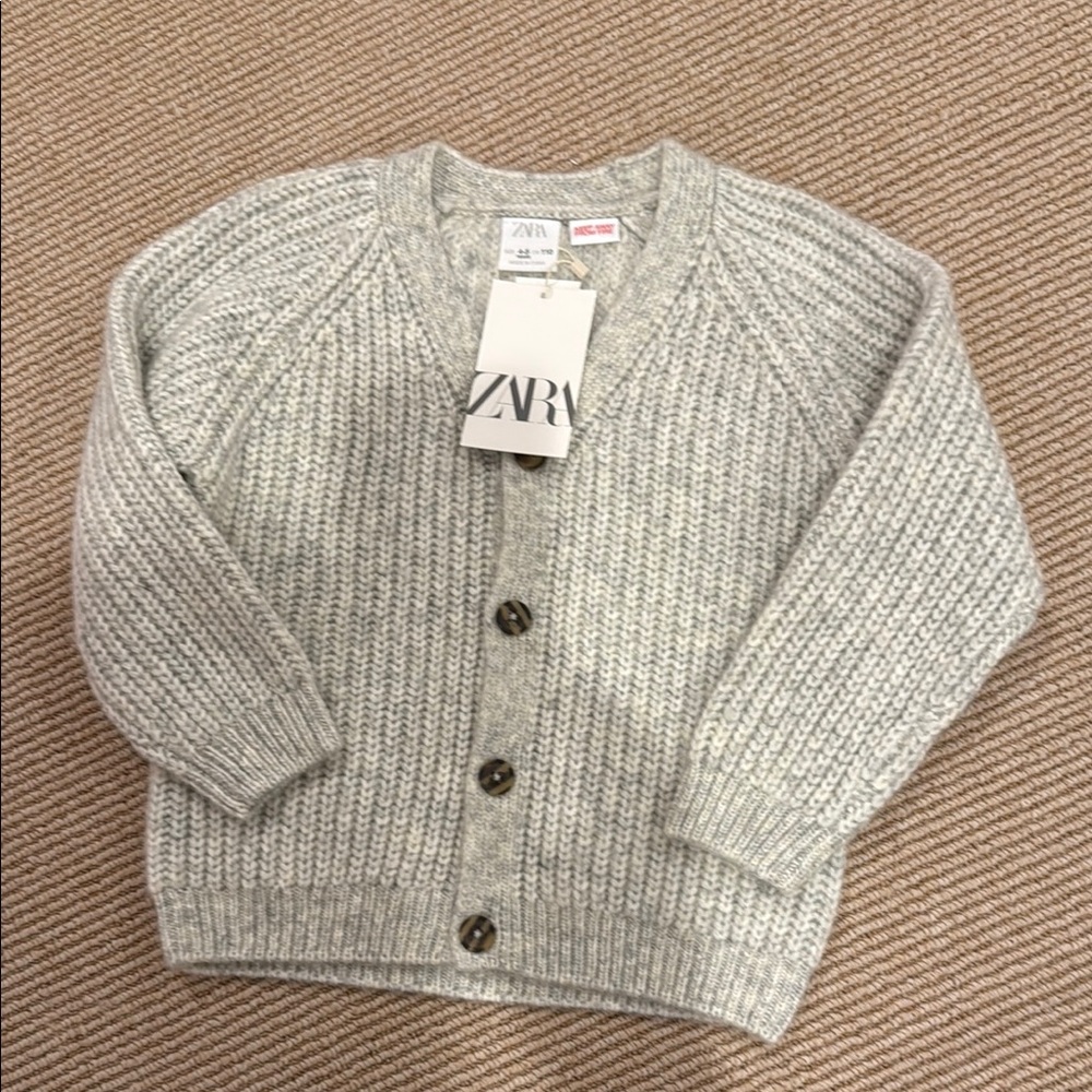 Zara Gray Knit soft sweater with buttons - NWT - size 4-5